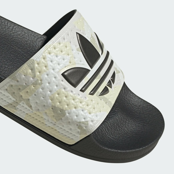 new men\'s 9 Adidas Adilette Slides Sandals Camo Sand Black FW4391 Made in Italy main image 9